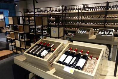 奶粉、化妝品、紅酒. 看看進口商品的正確選購方法